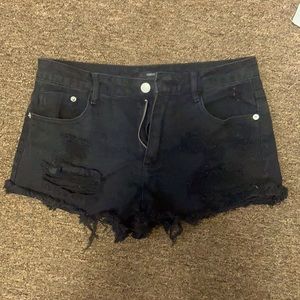 Black distressed F21 shorts